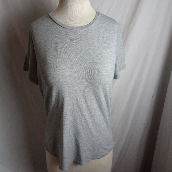 Nike Women Grey Athletic Shirt Size L - Picture 1 of 10